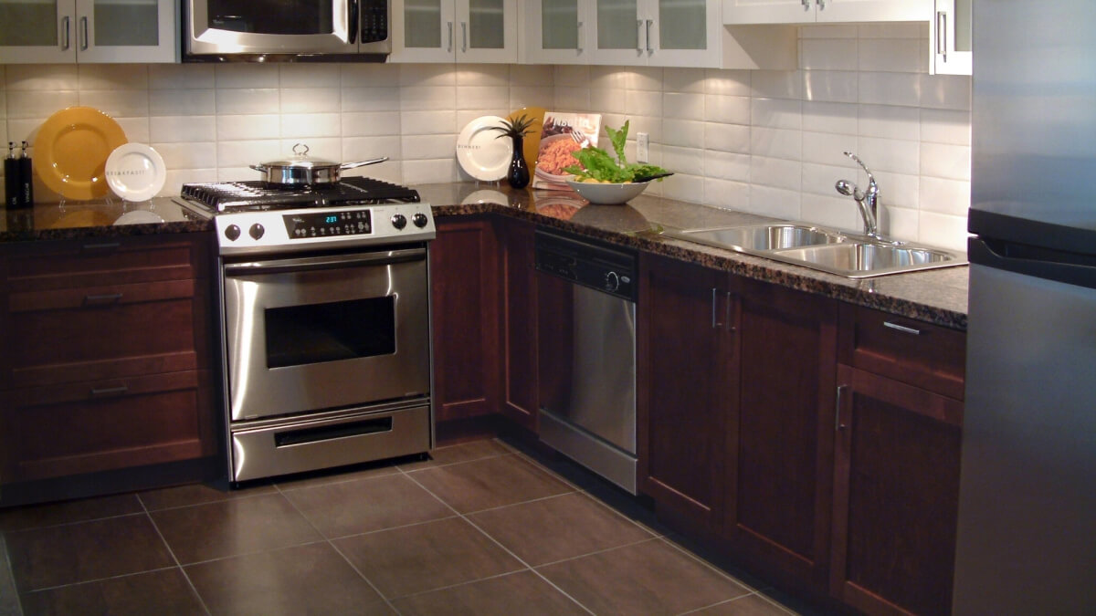 Ceramic tiles are the perfect option for a small kitchen